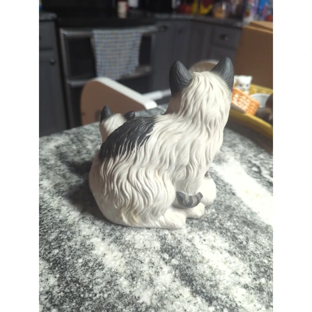 Vintage Homco Porcelain Black White Mother Cat & Kittens Figurine #1412